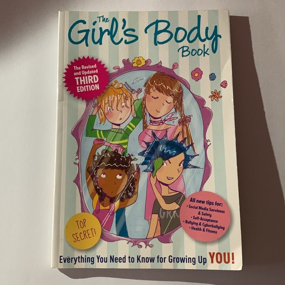 AMERICAN GIRL BOOK BUNDLE FOR YOUR GROWING GIRL! - Picture 8 of 11